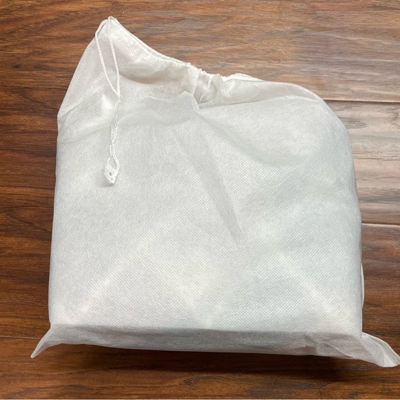 BNWT Urban Expressions Vegan Leather, Black Bag w/White Woven Chain Pattern - Picture 11 of 11